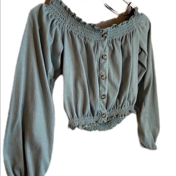 Divided by H&M off shoulder long sleeve crop top - Picture 4 of 8